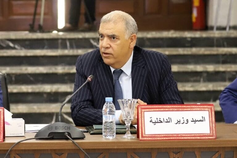 Le ministère de l’Intérieur exhorte les gouverneurs et les travailleurs à soutenir l’emploi et à promouvoir l’éducation et la santé